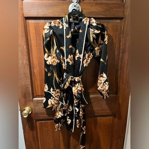 Bcbg floral blazer wrap jacket. Size small